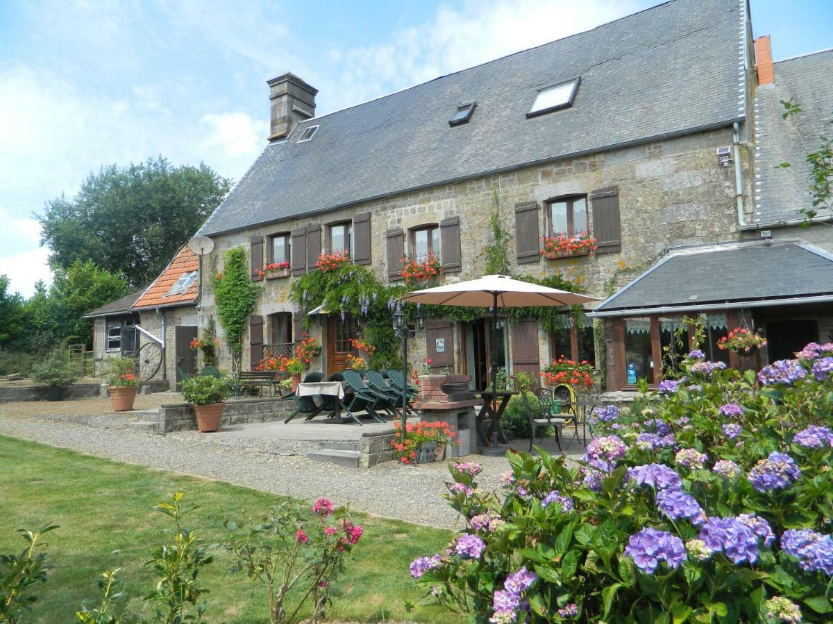 B&B La Seliniere Champ-du-Boult Exterior photo